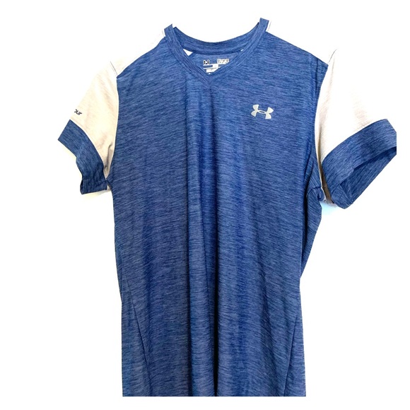 T-shirt - Picture 1 of 2